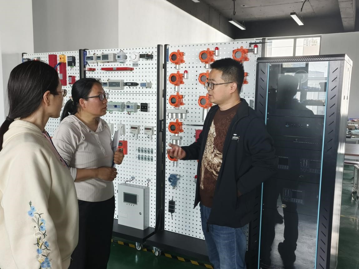 访企拓岗，共探人才培养新路径