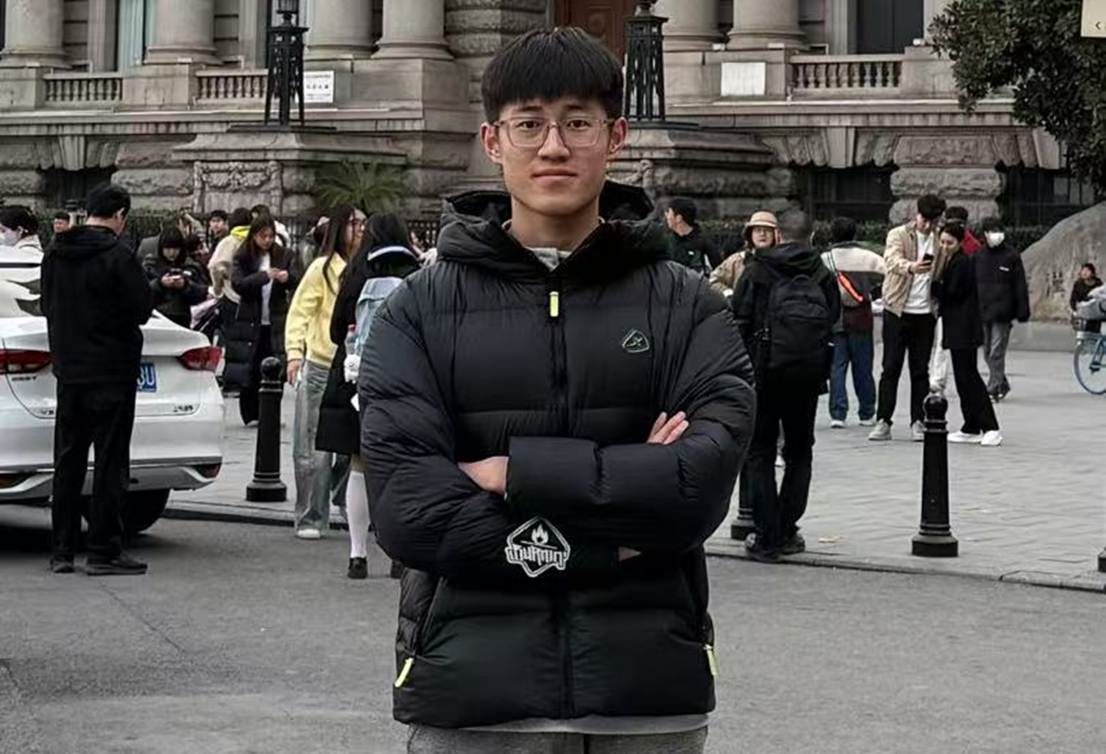 秦昊